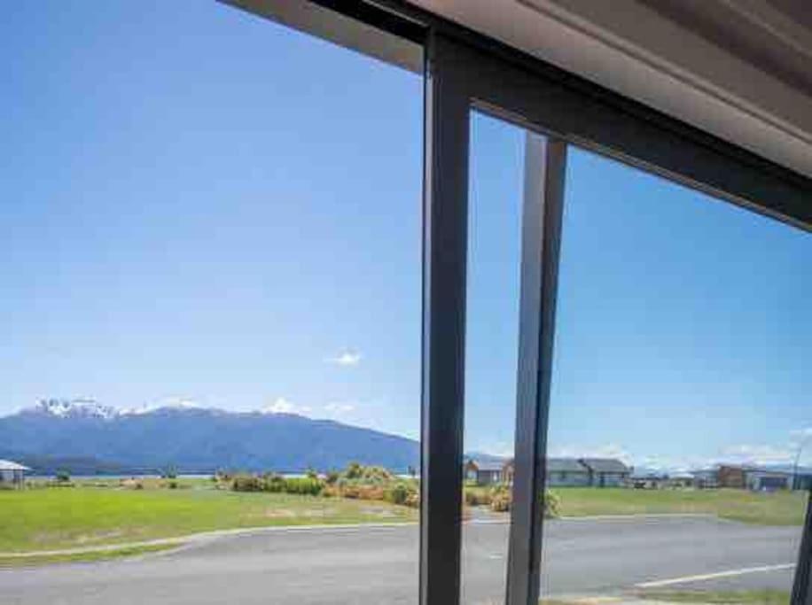Great Views From New 2 Bedroom Apartment Te Anau Ngoại thất bức ảnh
